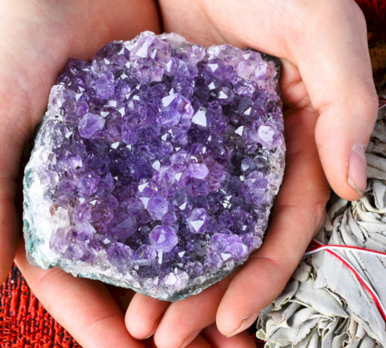 Wholesale Colored Calcite Geodes